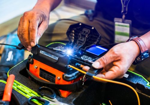 Selective,Focus,To,Fiber,Optic,Splicing,Cable,Tools.,Fixing,Internet